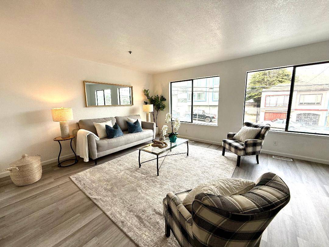Daly City, CA 94014,900 Hillside BLVD