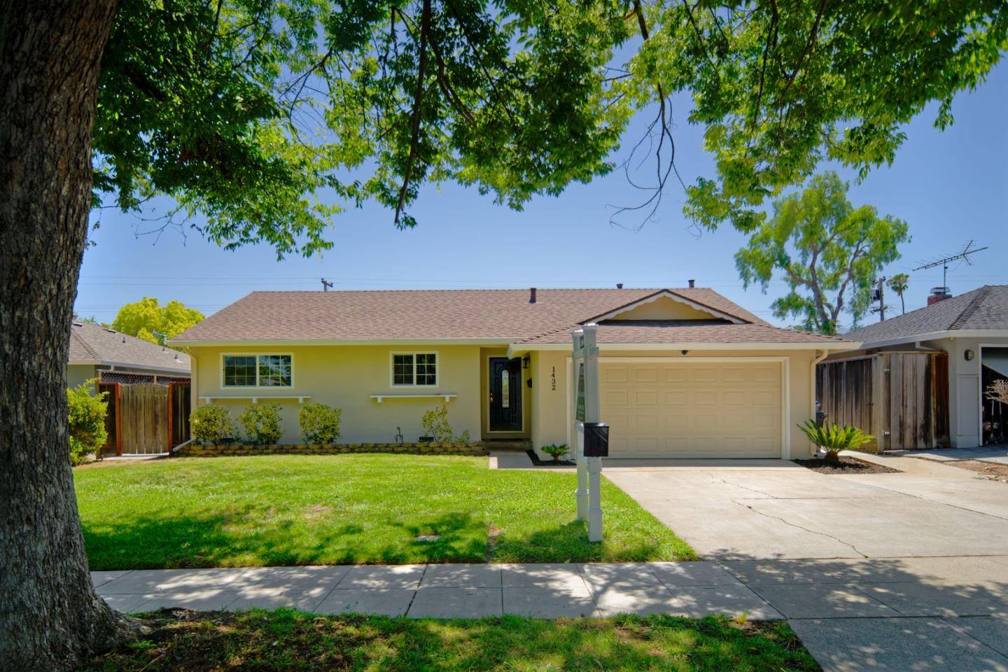 San Jose, CA 95118,1432 Sprucewood DR