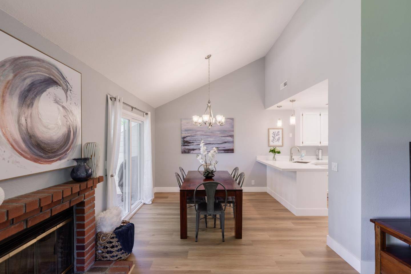 Scotts Valley, CA 95066,42 Arabian WAY