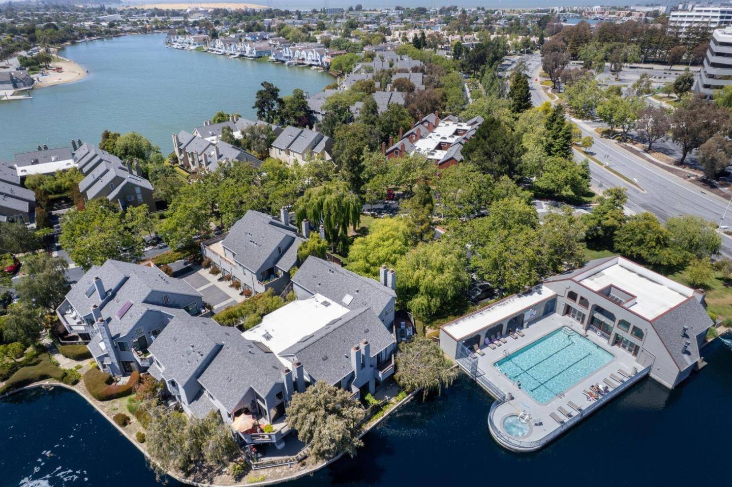 San Mateo, CA 94404,919 Shoreline DR