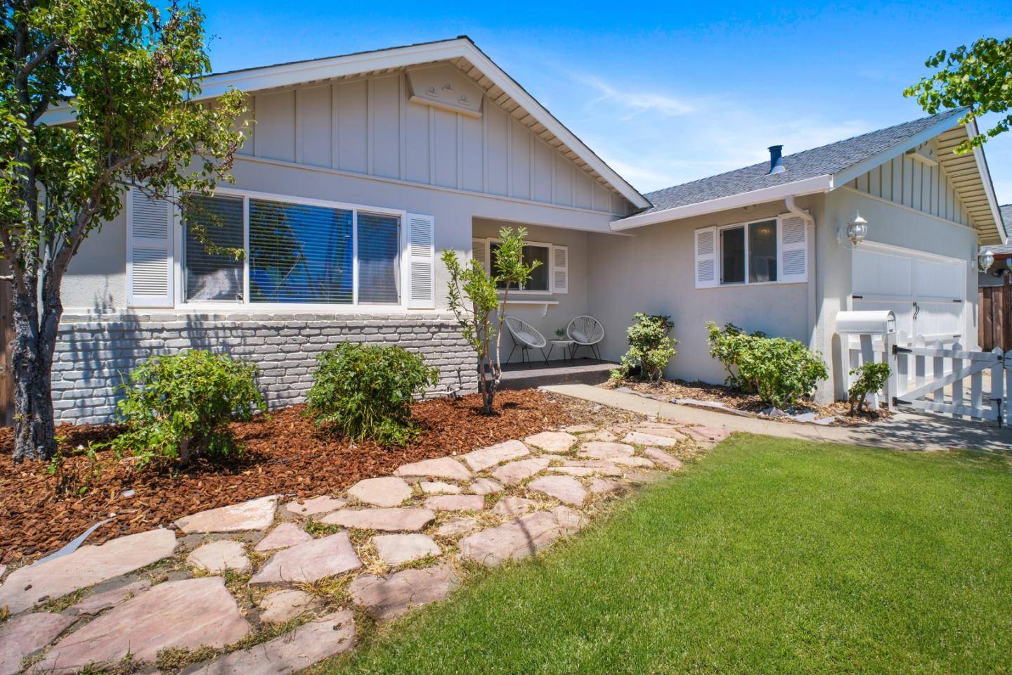 Campbell, CA 95008,1713 W Campbell AVE