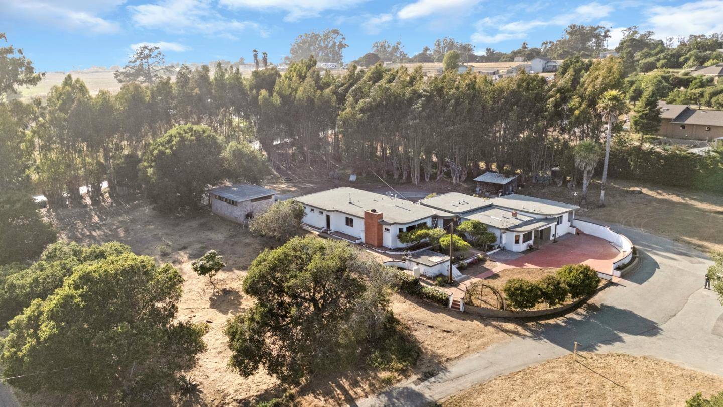 Salinas, CA 93907,8841 Archer RD