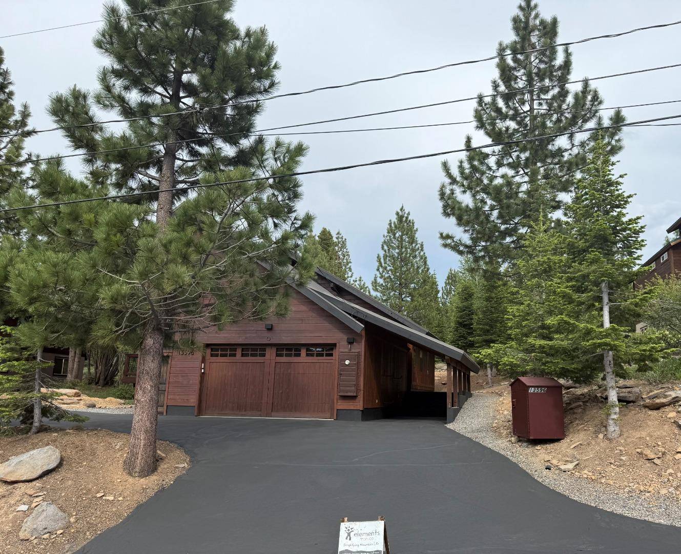 Truckee, CA 96161,13596 Hillside DR