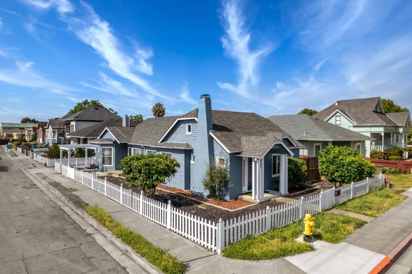 Union City, CA 94587,3710 Smith ST