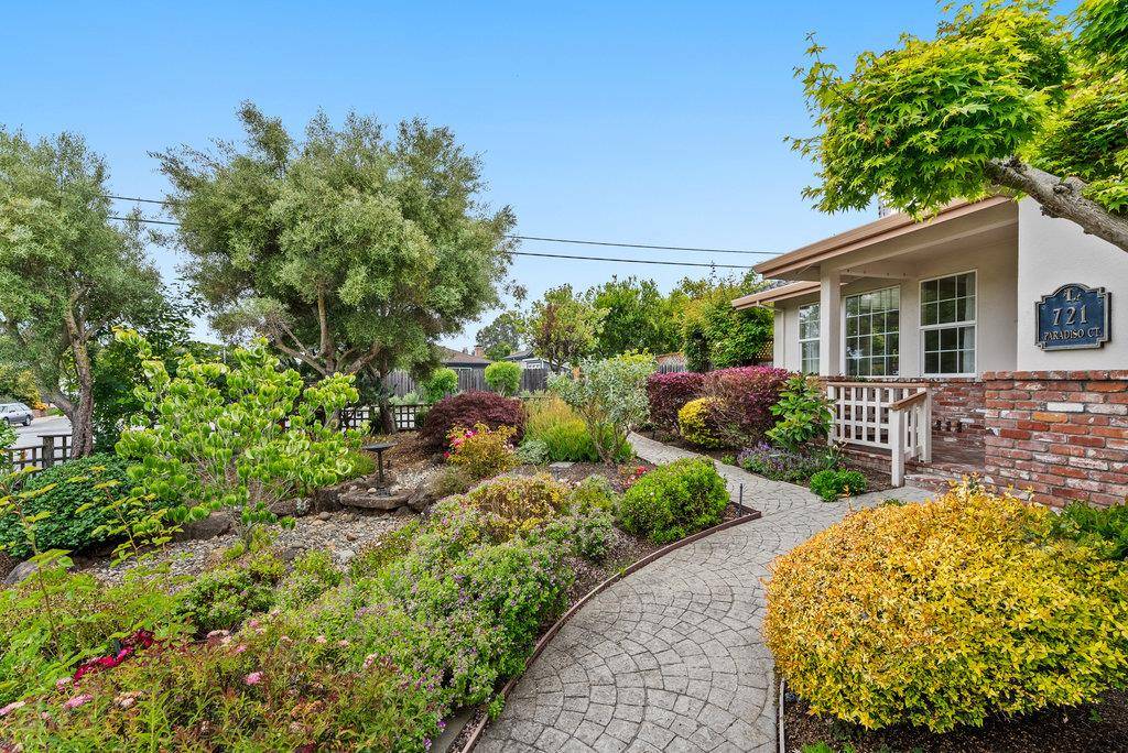 Soquel, CA 95073,721 Paradiso CT