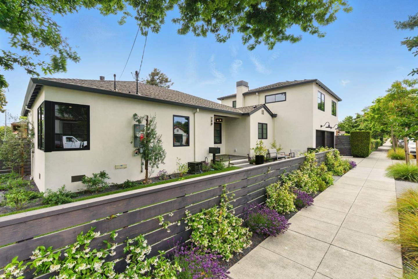 Burlingame, CA 94010,240 Bancroft RD