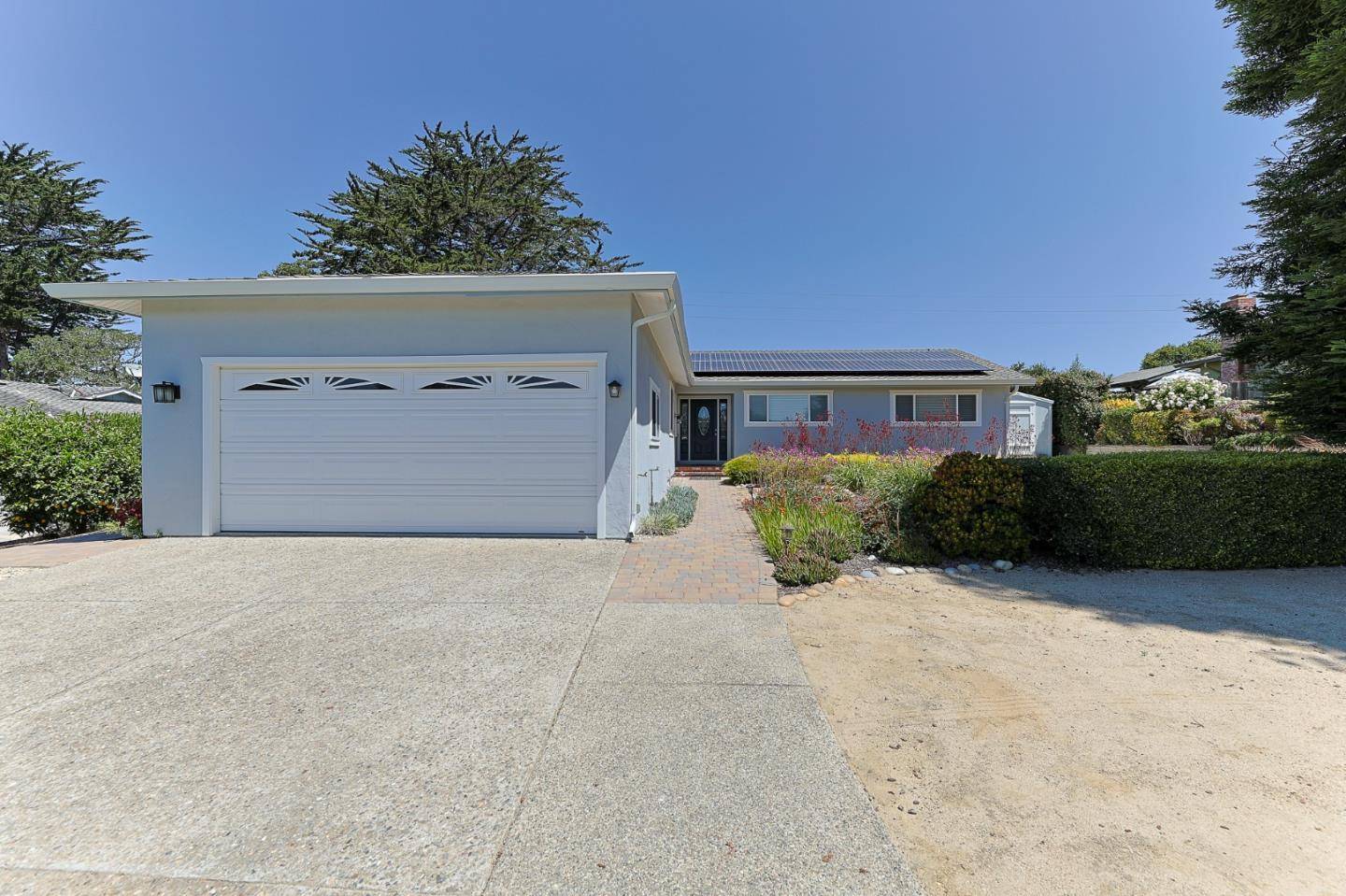 Salinas, CA 93907,9355 Holly Oak WAY