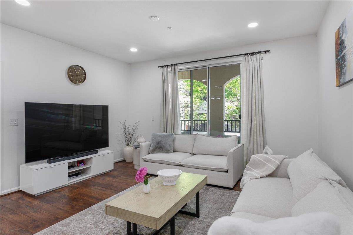 San Jose, CA 95110,1550 Technology DR 1076