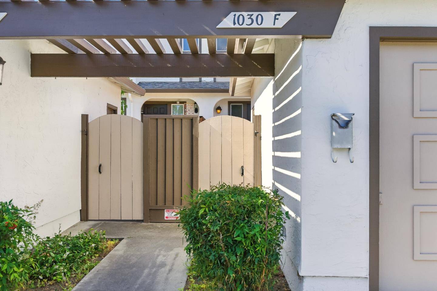 Sunnyvale, CA 94087,1030 Castleton TER F