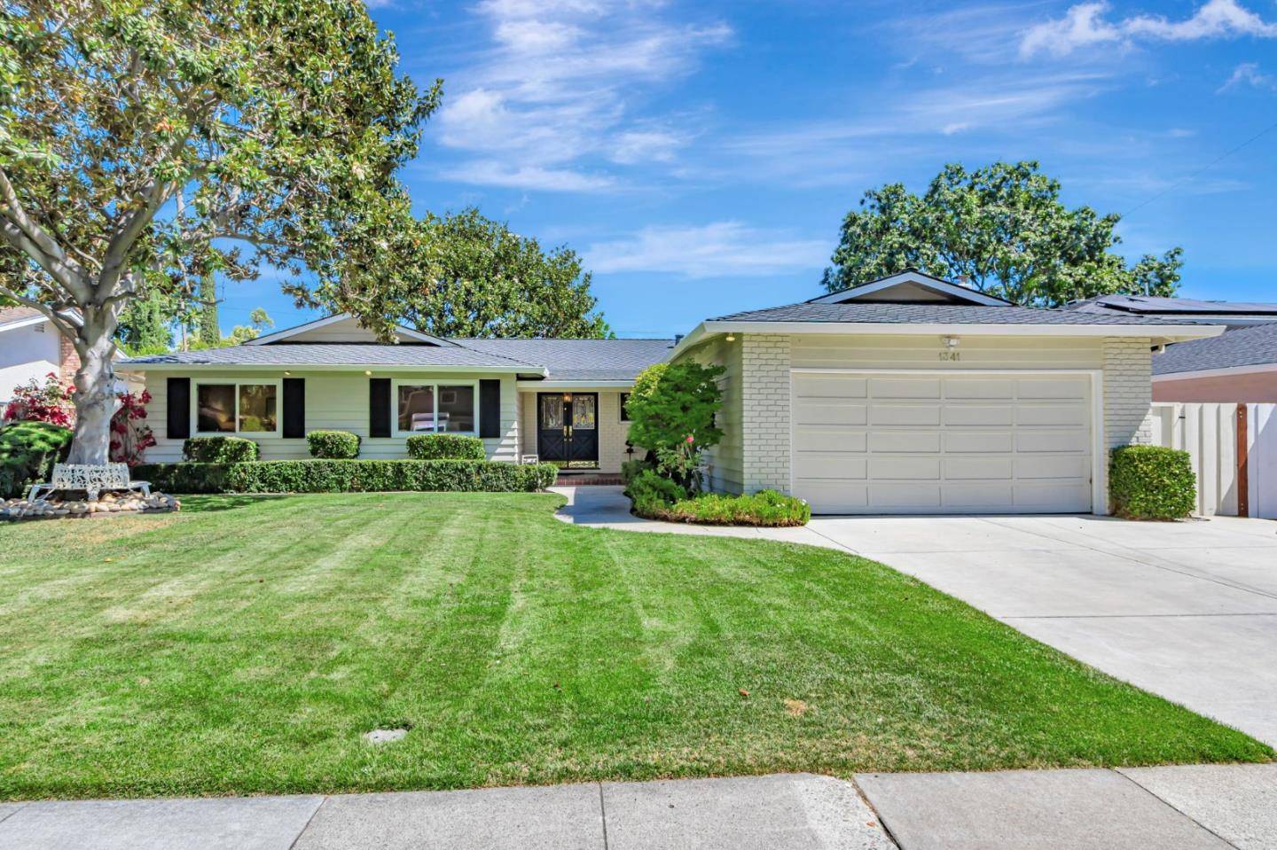 Campbell, CA 95008,1341 E Campbell AVE