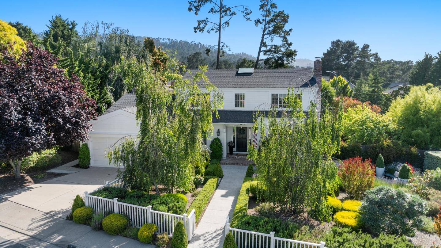 Monterey, CA 93940,2 Black Tail LN