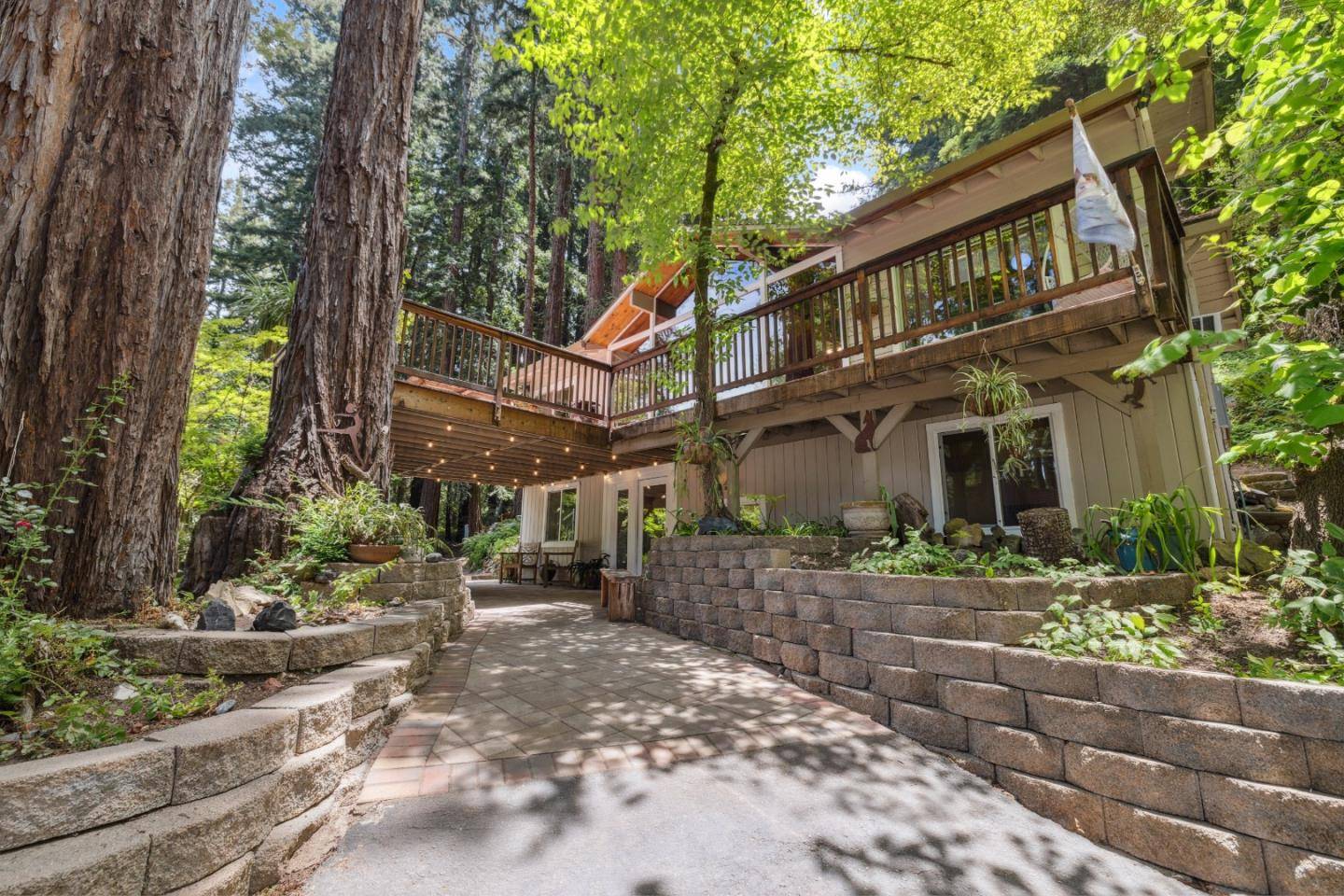 Los Gatos, CA 95033,17520 Comanche TRL