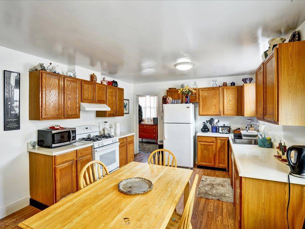 Colma, CA 94014,438 C ST