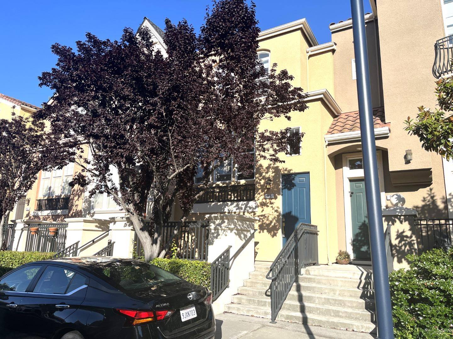 Santa Clara, CA 95054,965 Cole PL