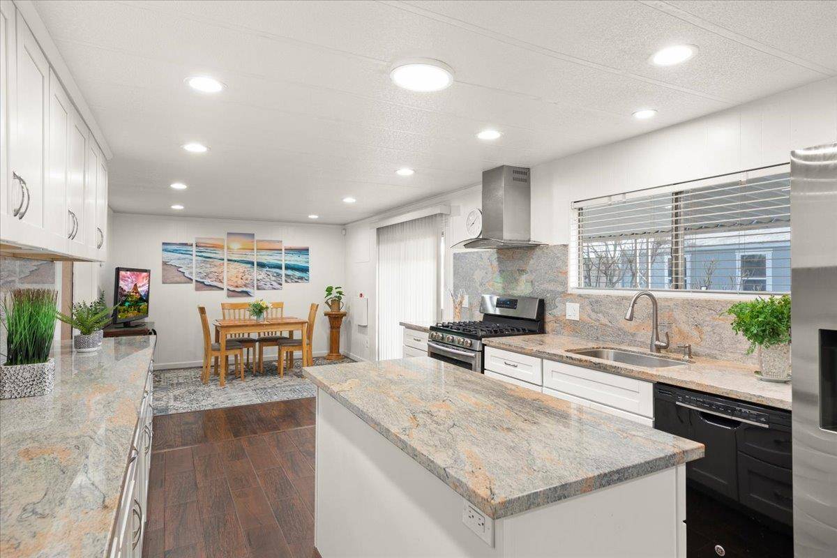 Modesto, CA 95357,1613 Cabo DR # 9