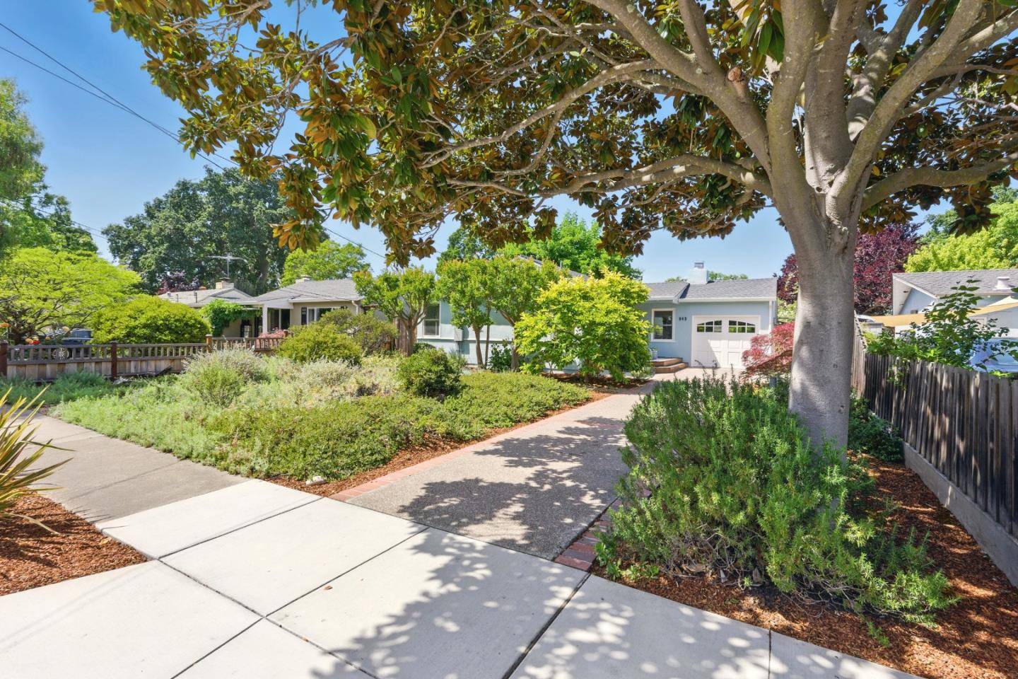 Menlo Park, CA 94025,843 15th AVE