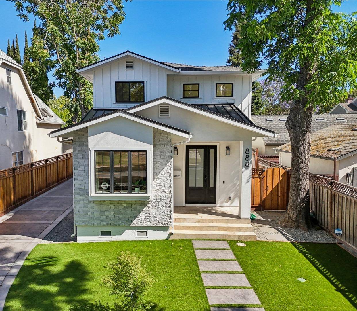San Jose, CA 95125,888 Pine AVE