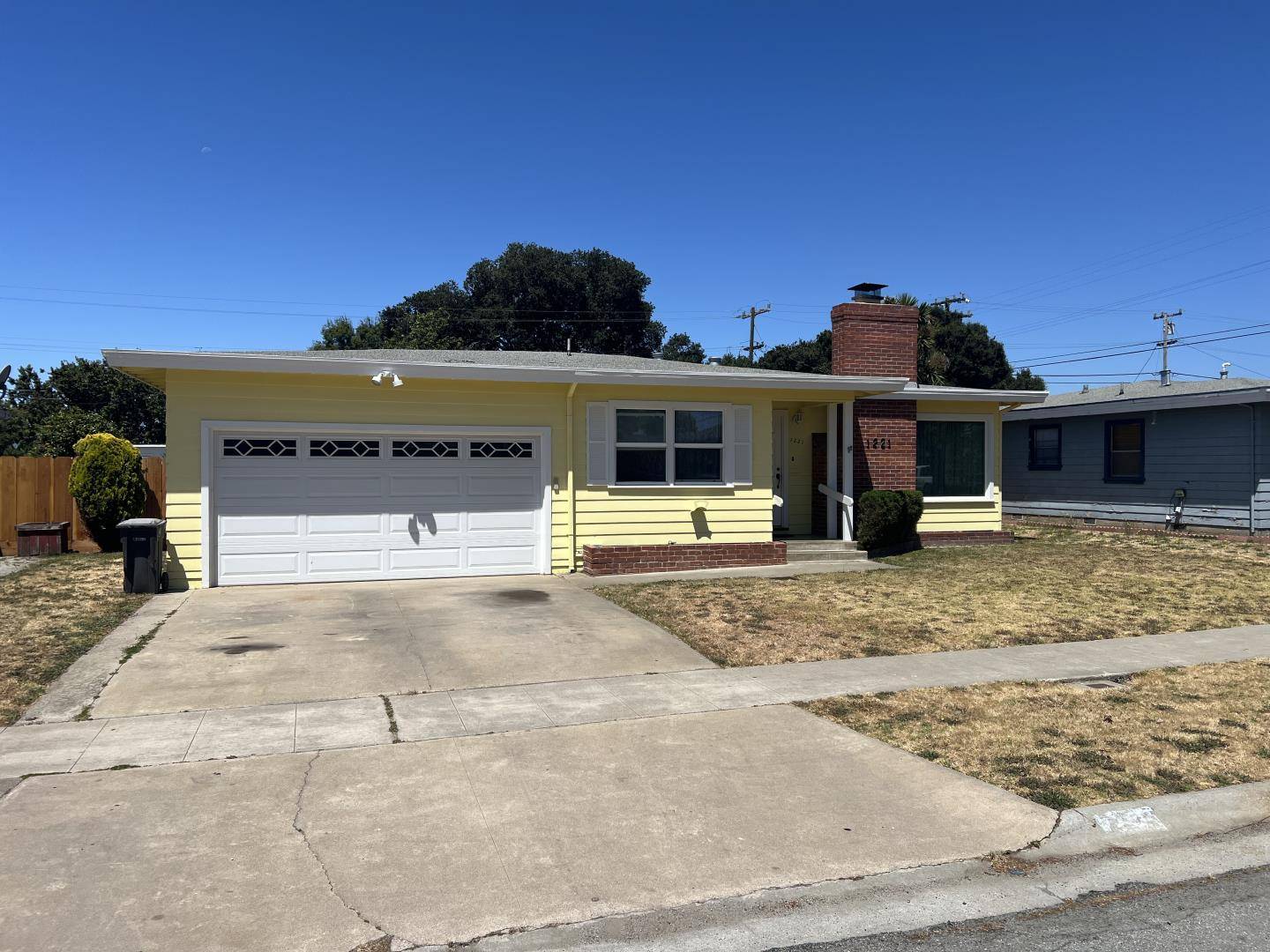 Salinas, CA 93906,1221 Parkside ST