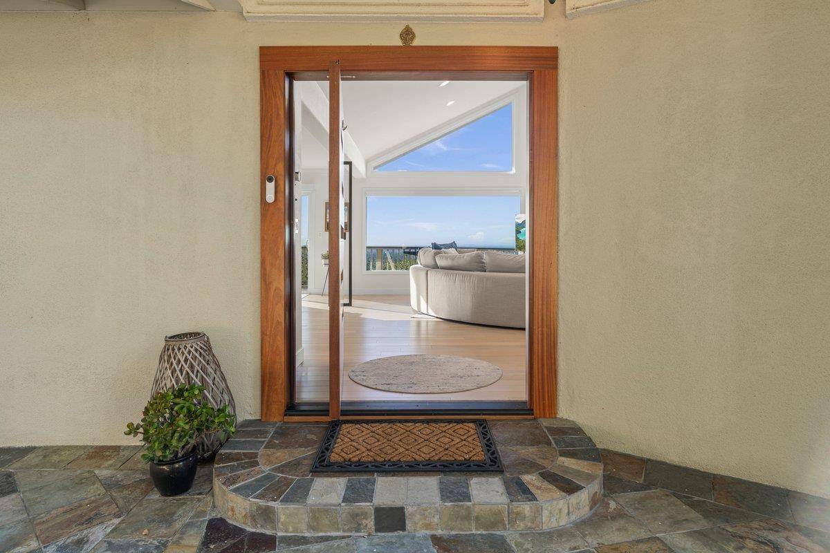 Los Gatos, CA 95032,136 Teresita WAY