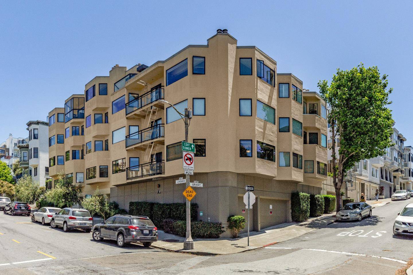 San Francisco, CA 94133,383 Lombard ST 405