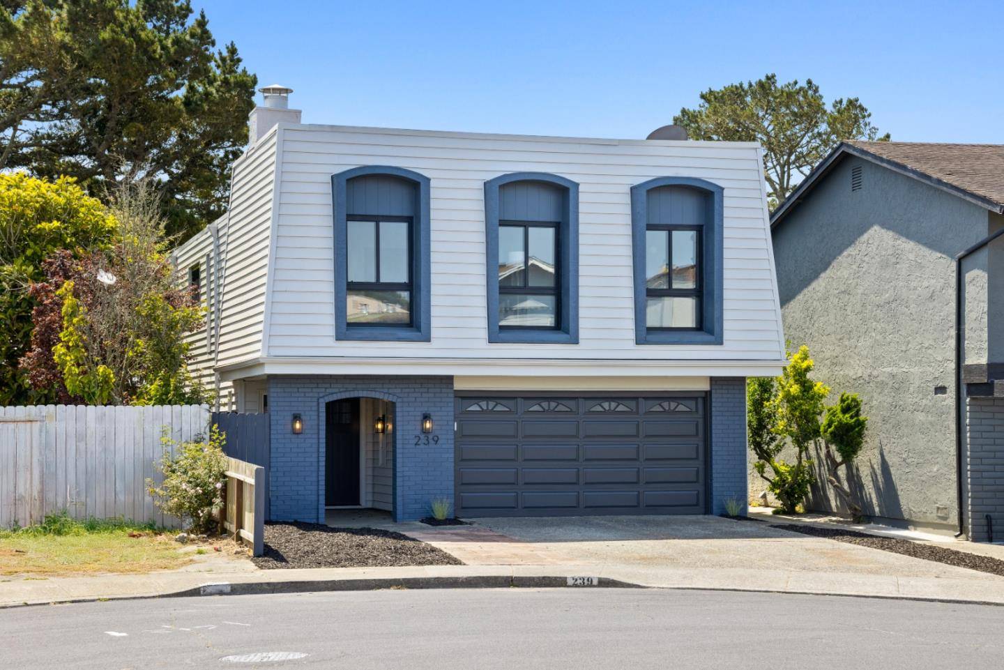 Daly City, CA 94015,239 Dennis DR