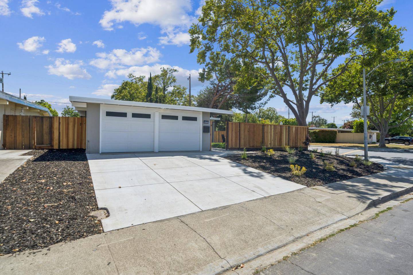 Santa Clara, CA 95051,3050 Mauricia AVE