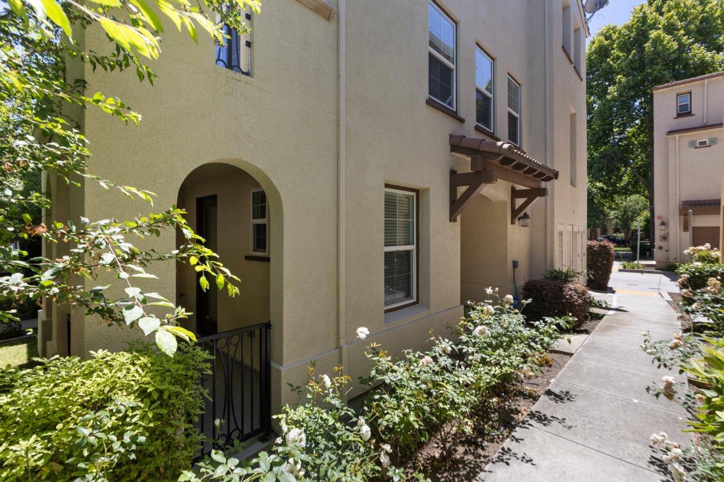 Mountain View, CA 94041,211 Okeefe WAY