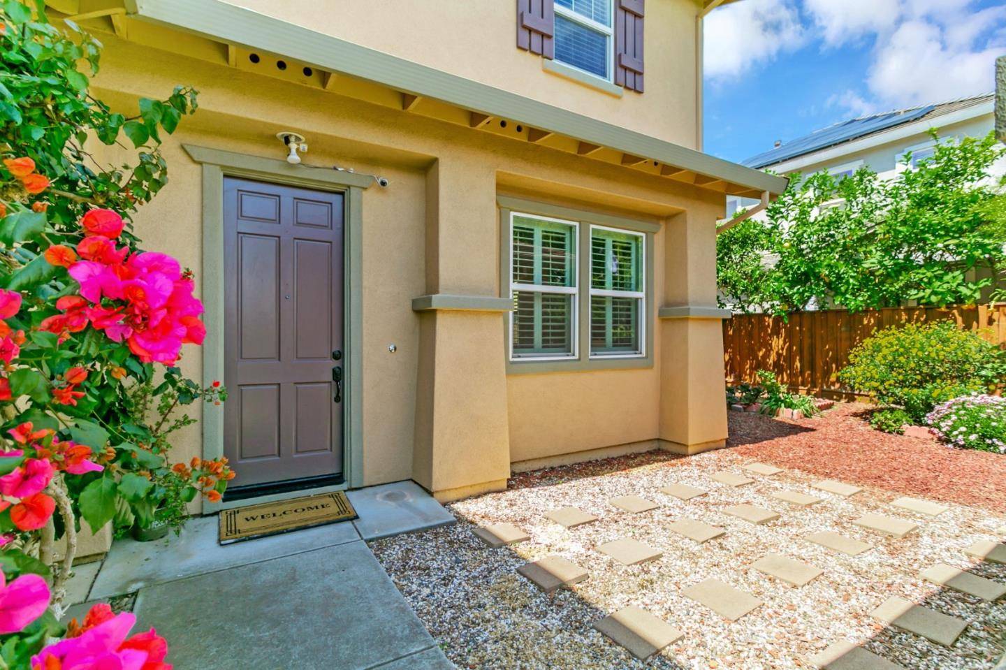 Morgan Hill, CA 95037,685 E Central AVE