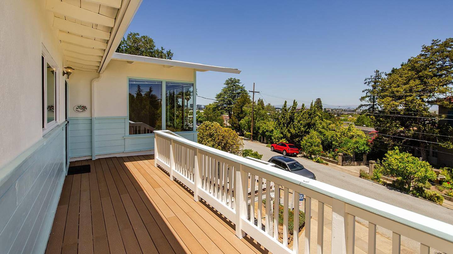 San Carlos, CA 94070,372 Elm ST