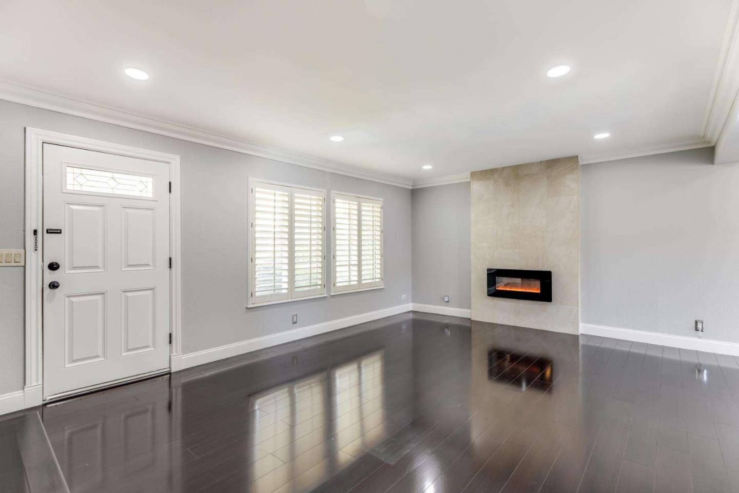 San Jose, CA 95132,3452 Charing Cross LN