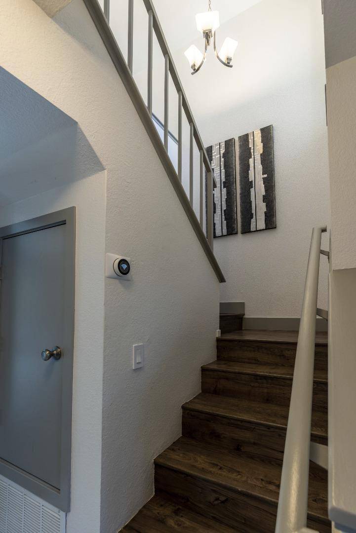 Pacifica, CA 94044,991 Fassler AVE