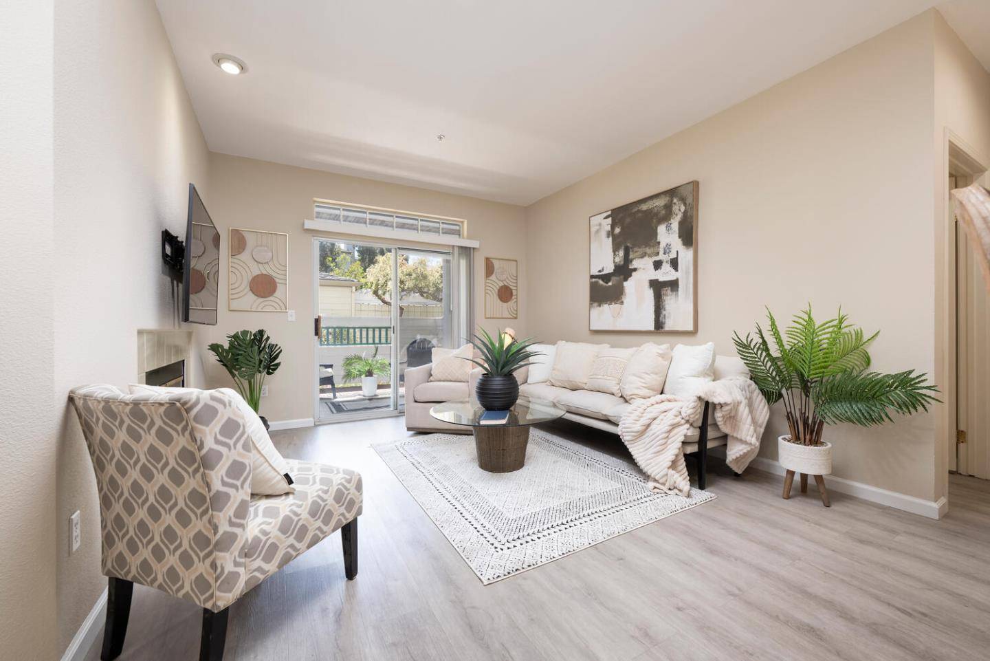 Redwood City, CA 94065,2006 Hastings Shore LN