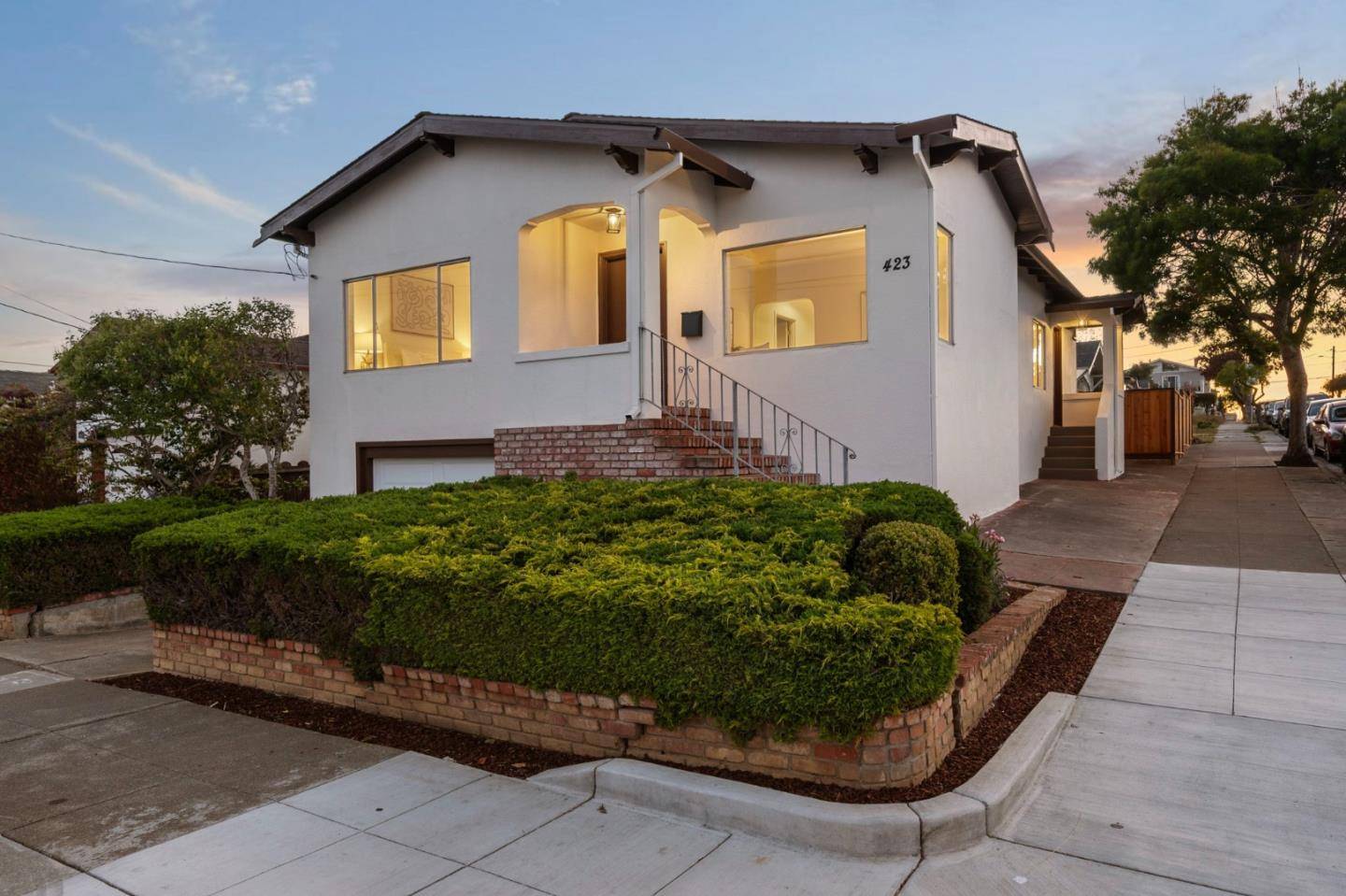 South San Francisco, CA 94080,423 Walnut AVE