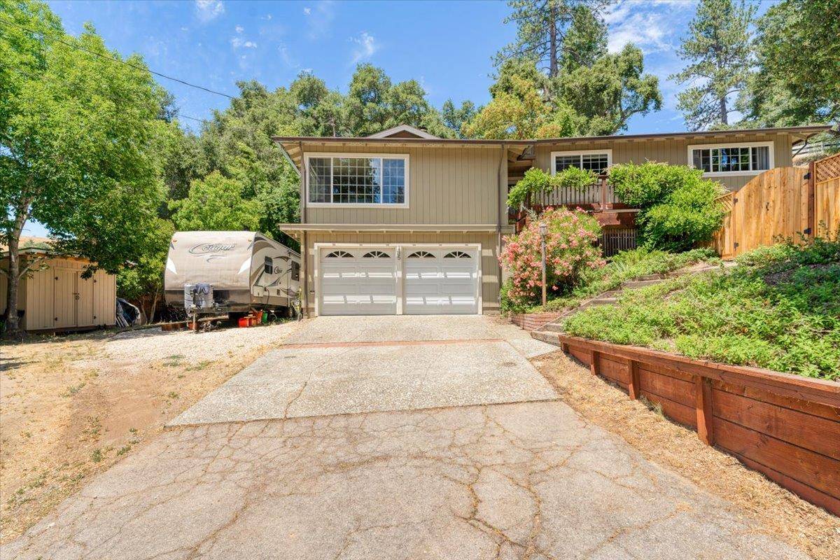 Ben Lomond, CA 95005,335 Hallsons LN