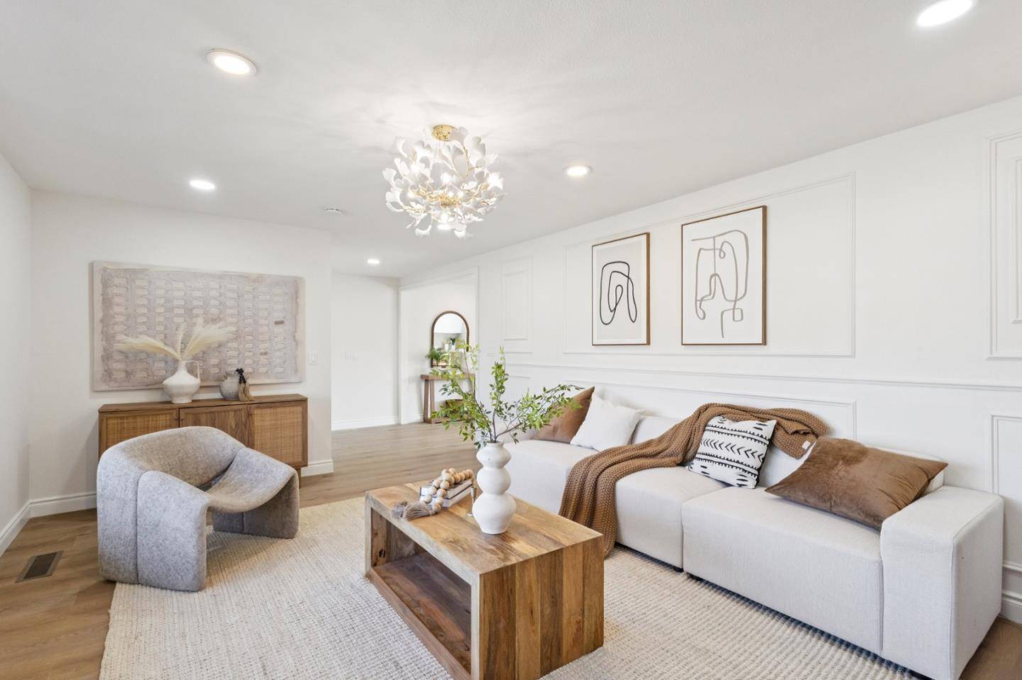 San Jose, CA 95132,1061 Fairbrook CT