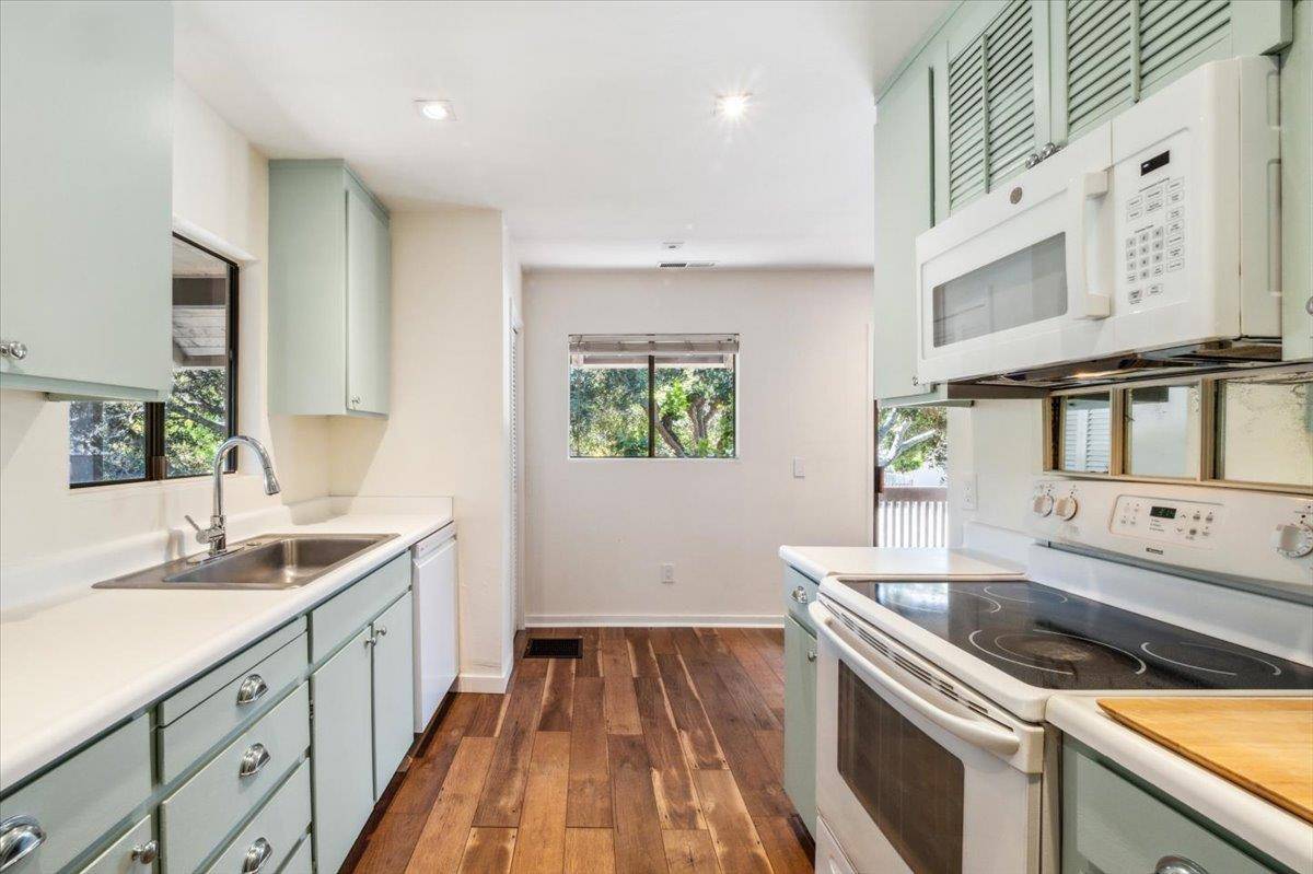 Carmel, CA 93923,9500 Center ST 1