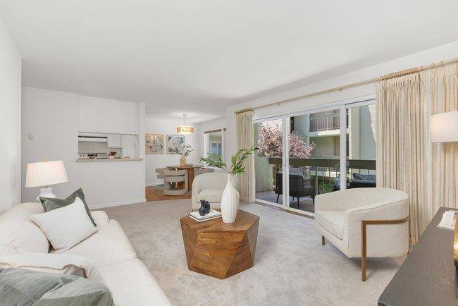 San Mateo, CA 94401,828 N El Camino Real 9