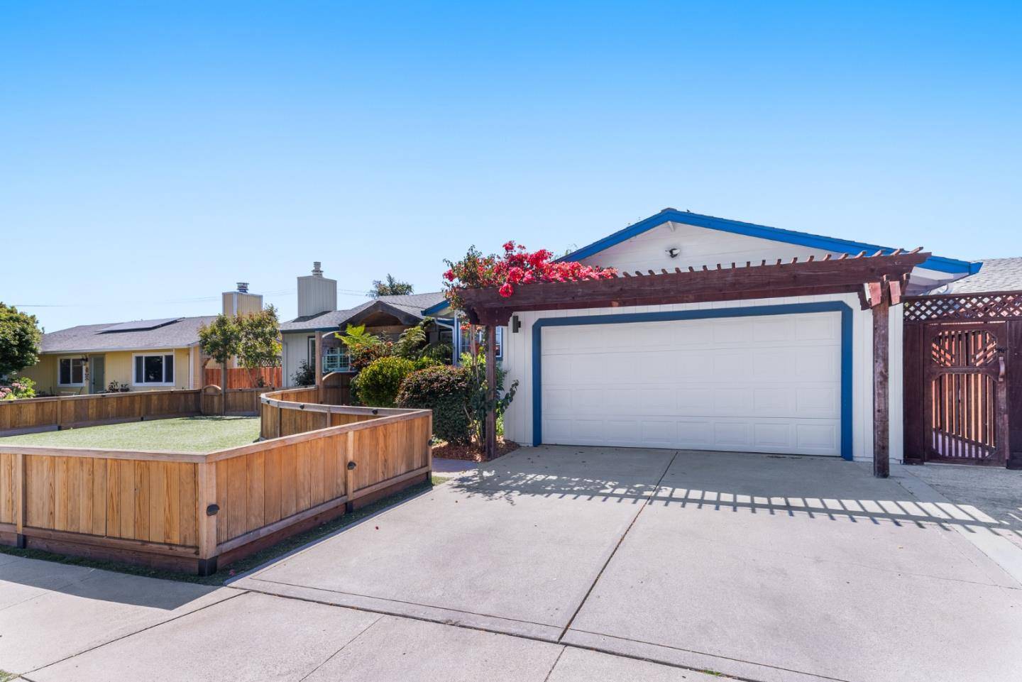 Santa Cruz, CA 95062,2257 Juan Pablo LN