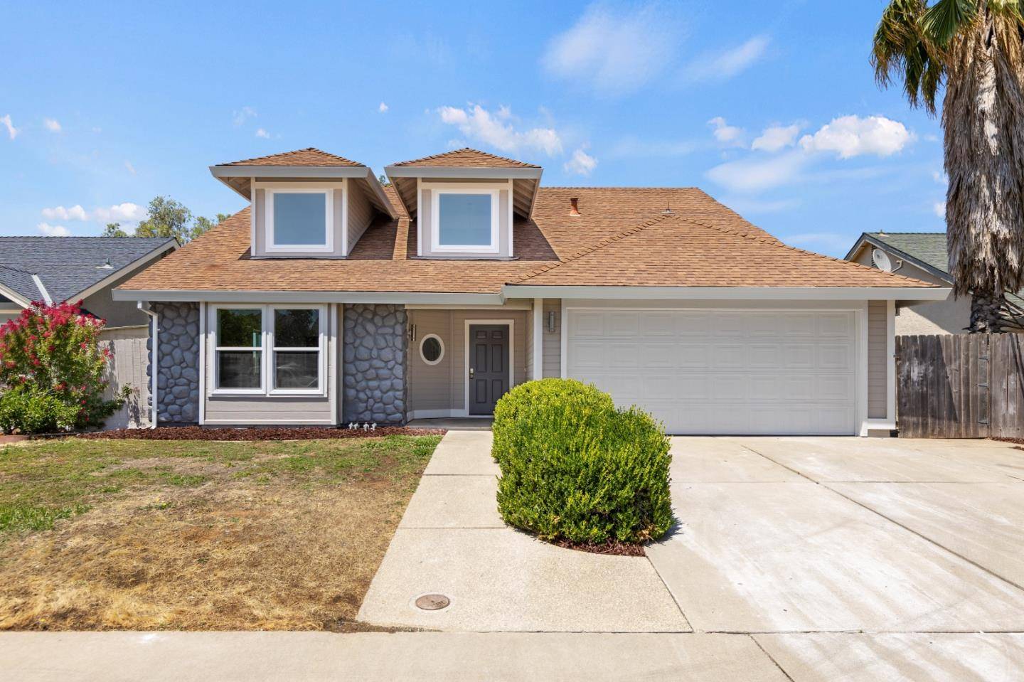 Sacramento, CA 95828,8647 Cord WAY