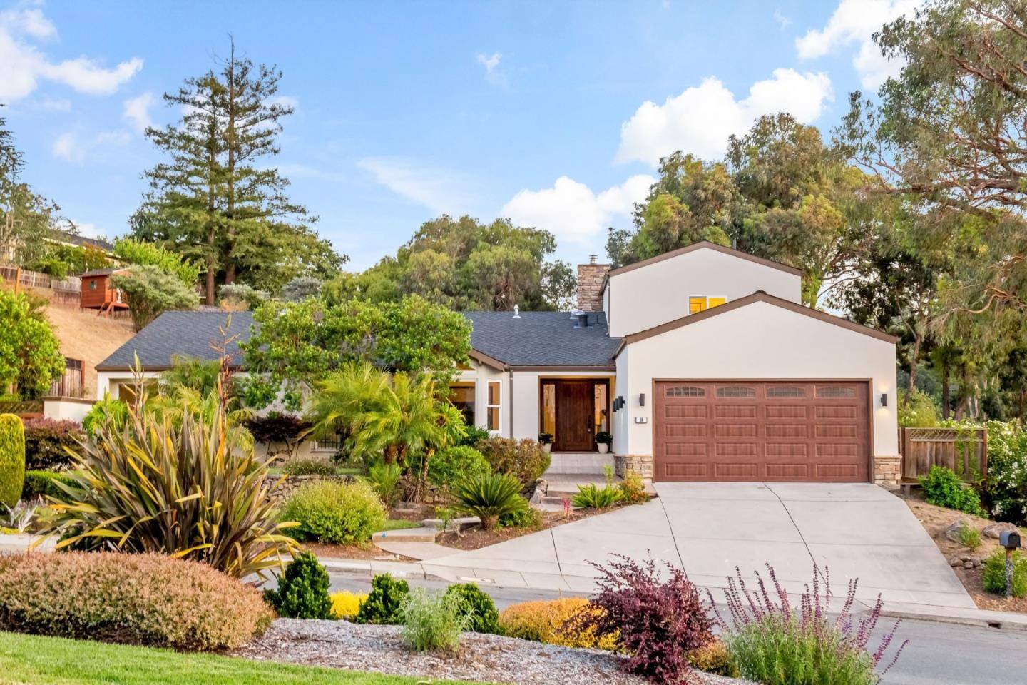 Redwood City, CA 94062,10 Bennett RD