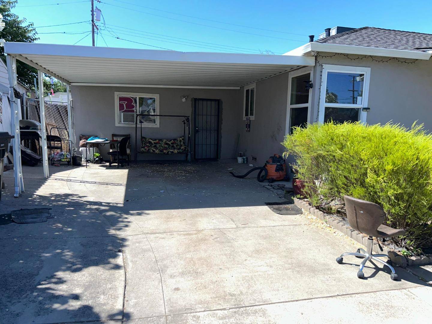 Stockton, CA 95204,1854 De Ovan AVE