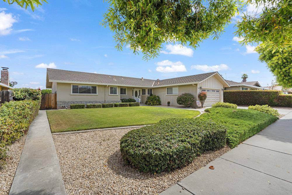 Hollister, CA 95023,1500 Sunset DR
