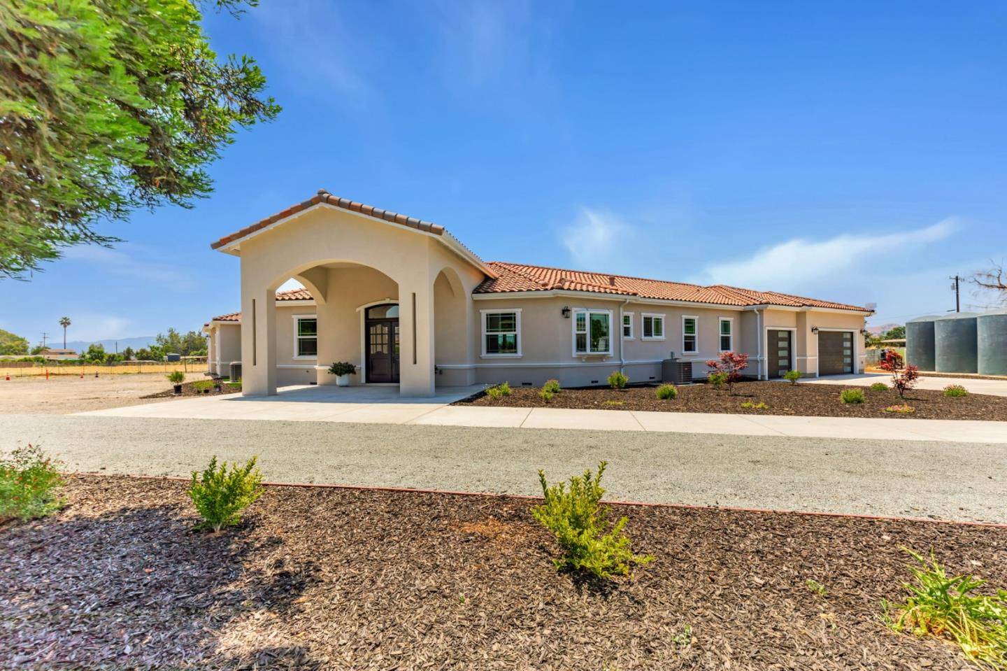 Gilroy, CA 95020,10055 Foothill AVE