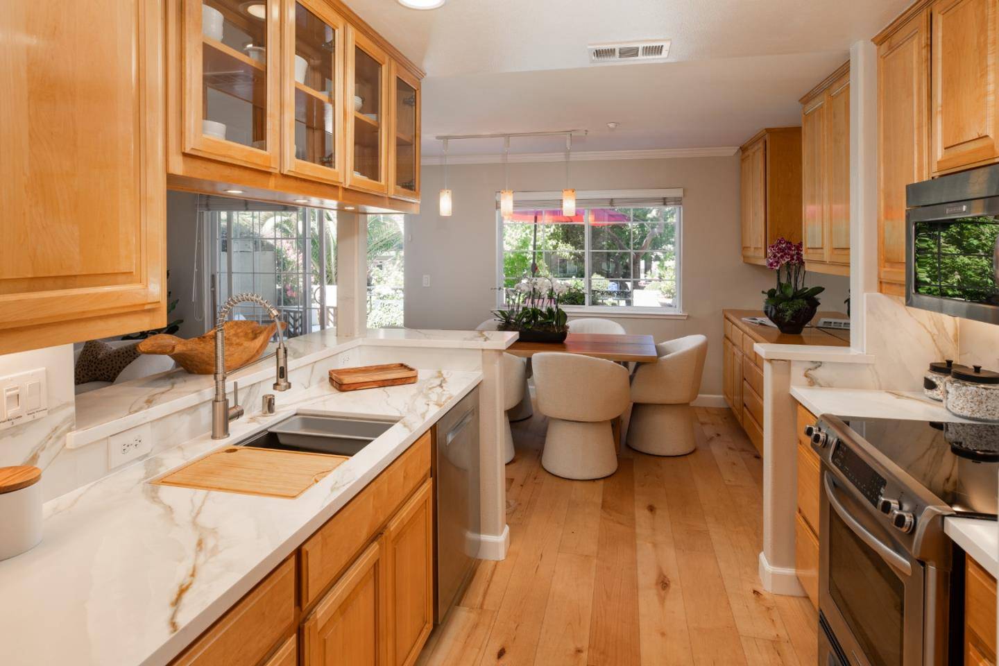 Menlo Park, CA 94025,20 Willow RD 5