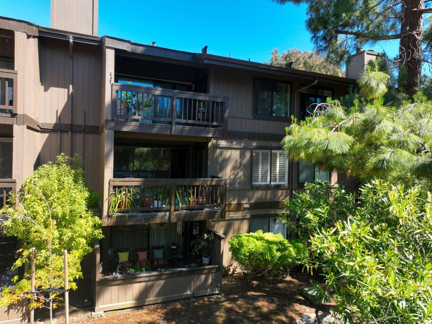 San Carlos, CA 94070,3350 La Mesa DR 9