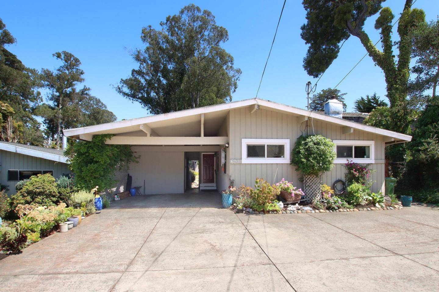 Aptos, CA 95003,620 Rio Del Mar BLVD