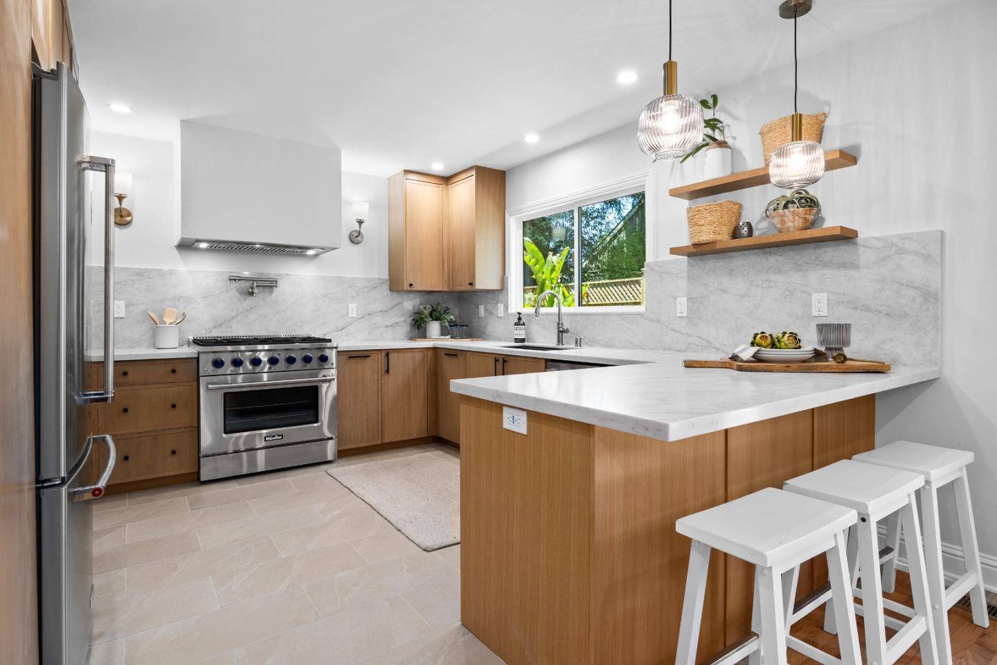Santa Cruz, CA 95060,109 Cardiff PL
