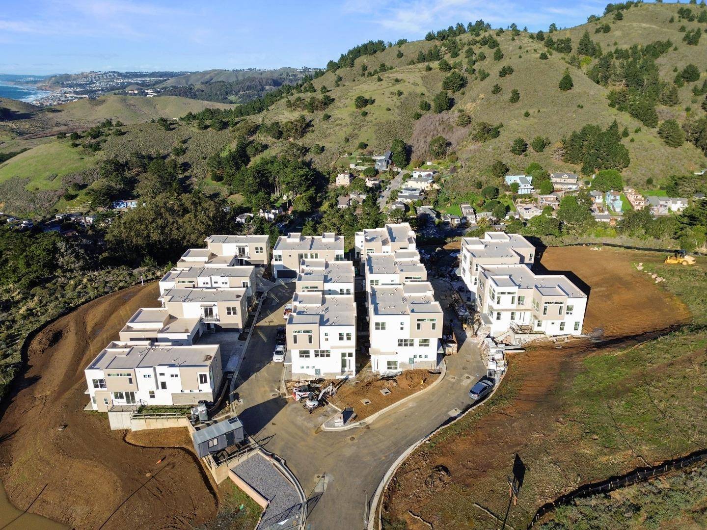Pacifica, CA 94044,839 Fassler AVE