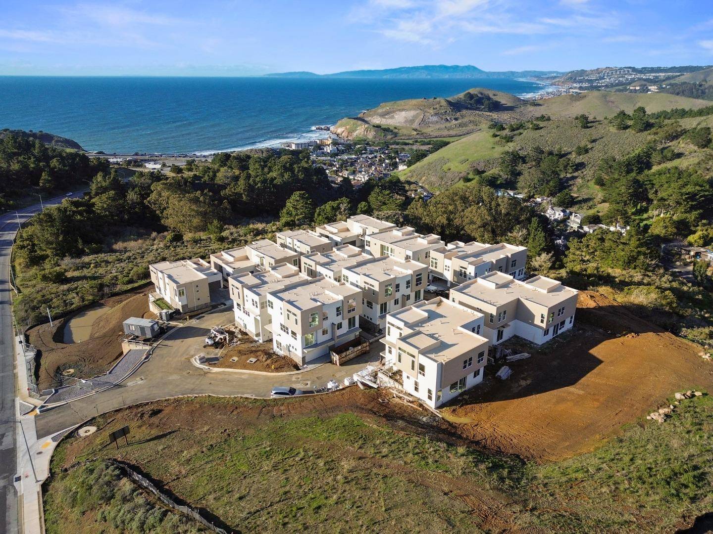 Pacifica, CA 94044,831 Fassler AVE