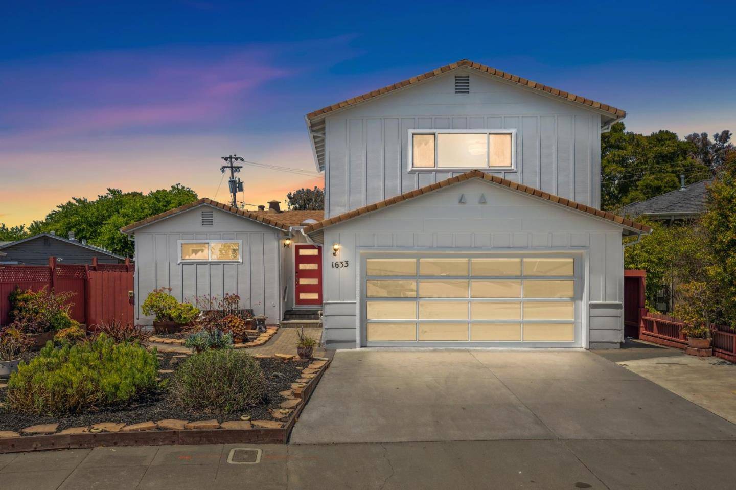 San Mateo, CA 94403,1633 Ark ST